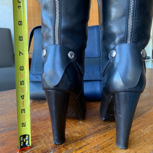 The best tall black leather boots of all time! - Picture 3 of 8